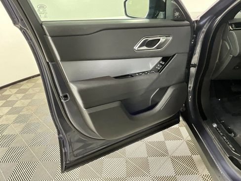 Certified 2025 Land Rover Range Rover Velar S image 19