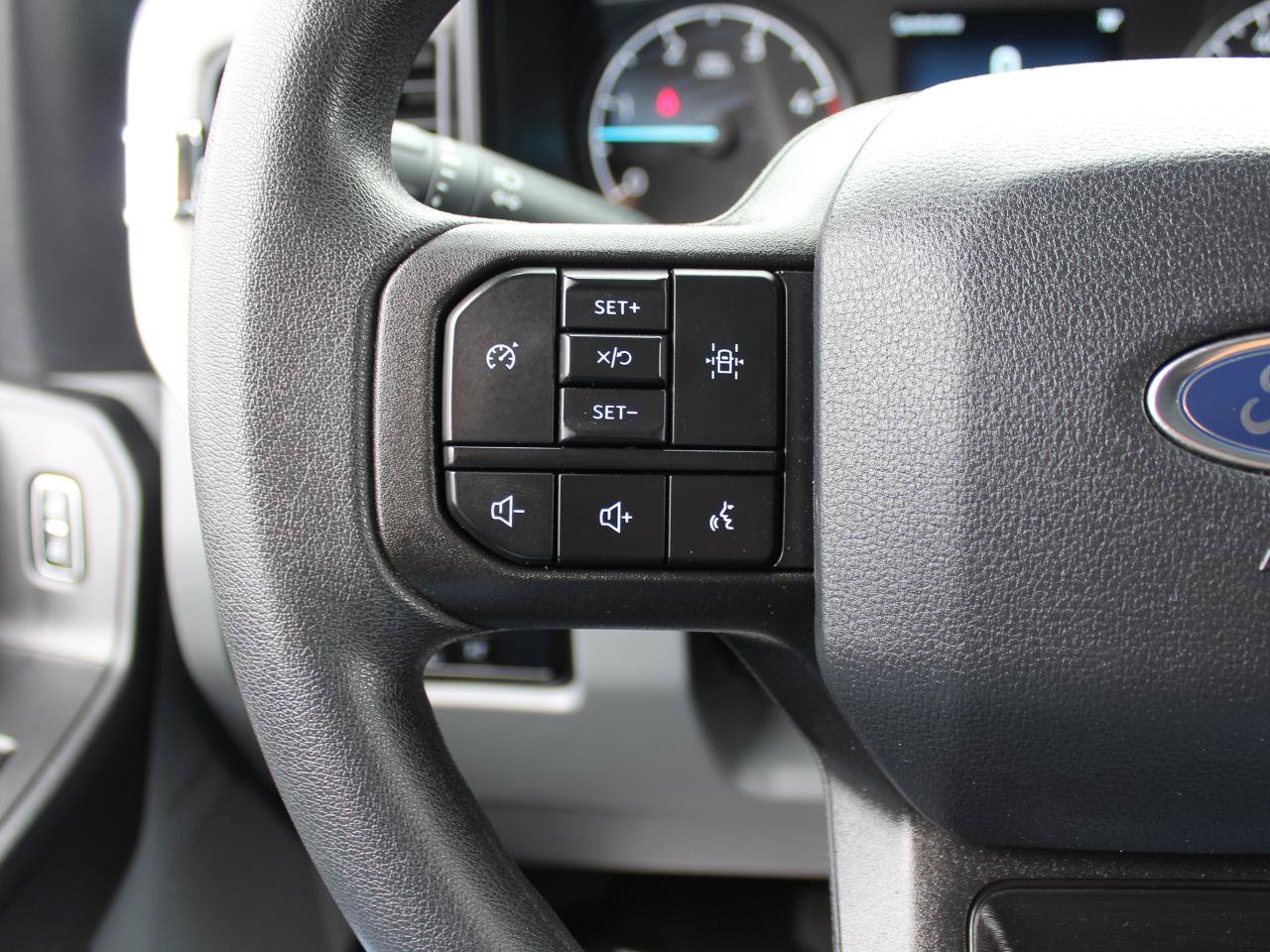 Used 2025 Ford F350 XL w/ XL Chrome Package AWD/4WD image 37
