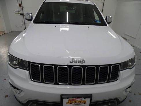 Used 2018 Jeep Grand Cherokee Limited image 26