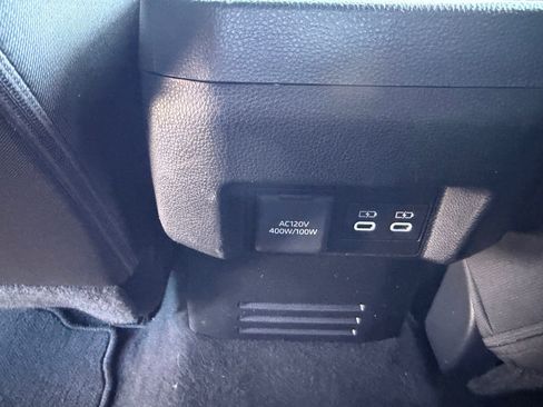 Used 2024 Toyota Tacoma TRD Sport w/ TRD Sport Upgrade Package image 25