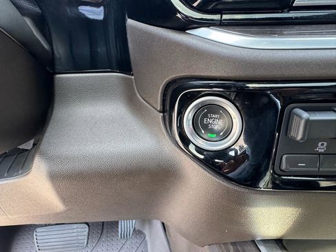 Used 2022 Chevrolet Silverado 1500 LTZ w/ Technology Package image 33