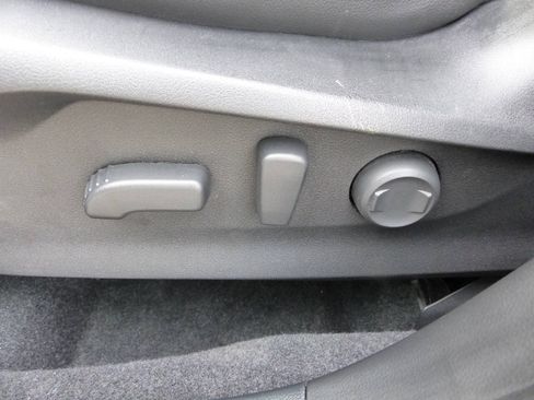 Used 2023 Subaru Forester Limited w/ Popular Package #2 AWD/4WD image 24