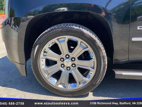 Used 2015 GMC Yukon XL Denali w/ Premium Package AWD/4WD image 10