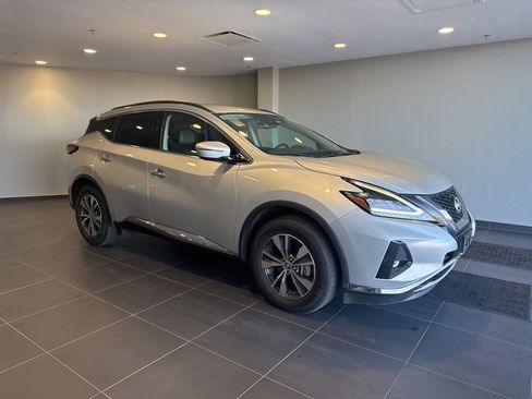 Used 2023 Nissan Murano SV image 4