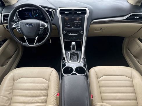 Used 2013 Ford Fusion SE FWD image 13