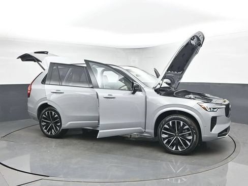 New 2026 Volvo XC90 T8 Ultra AWD/4WD image 57