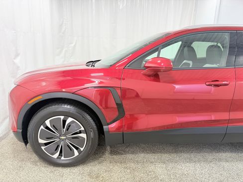 Used 2024 Chevrolet Blazer EV LT image 4