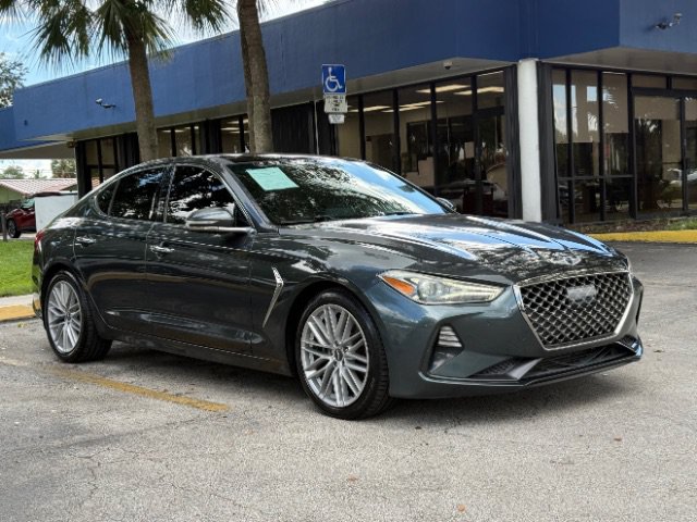 Used 2020 Genesis G70 2.0T w/ Elite Package RWD image 3