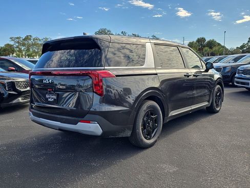 New 2026 Kia Carnival image 8