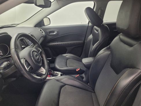 Used 2018 Jeep Compass Latitude image 17