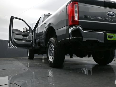 Used 2024 Ford F350 XL w/ XL Chrome Package image 30