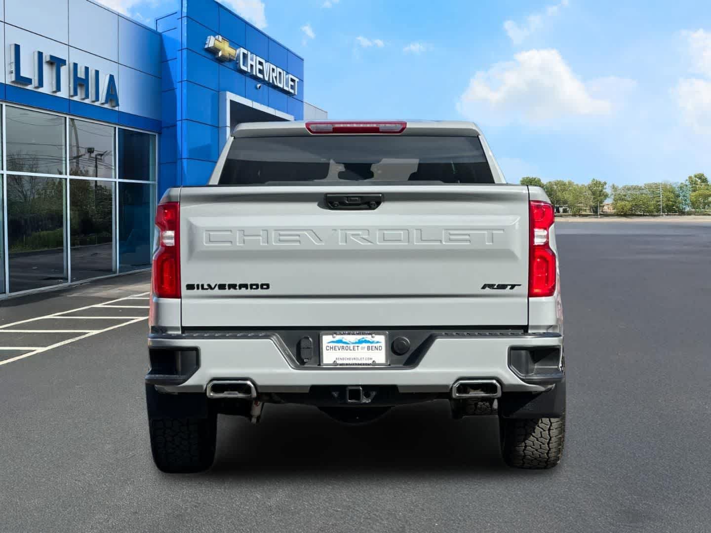 Used 2025 Chevrolet Silverado 1500 RST w/ Z71 Off-Road Package AWD/4WD image 7
