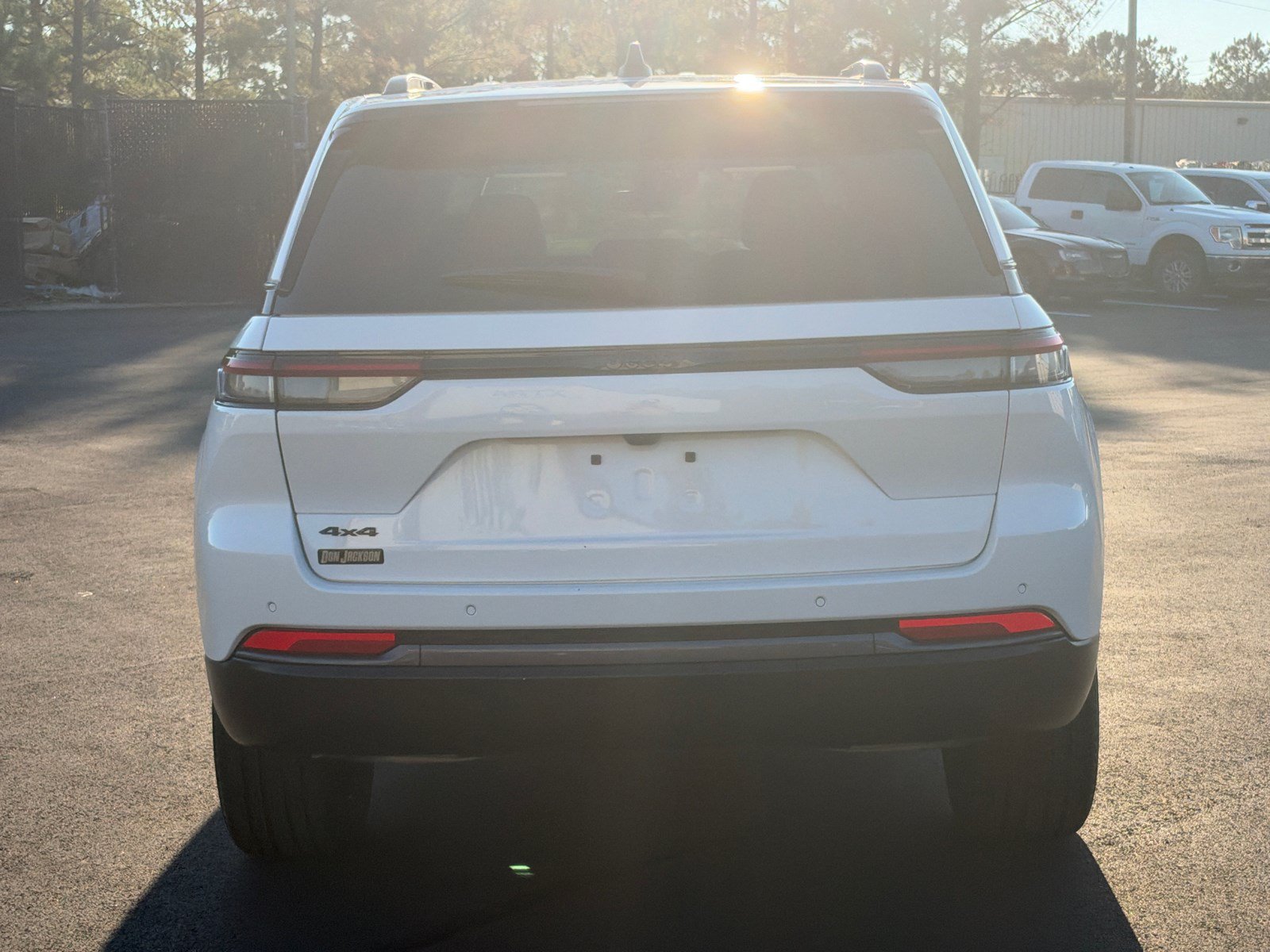 New 2026 Jeep Grand Cherokee Limited w/ Limited Altitude Package AWD/4WD image 6