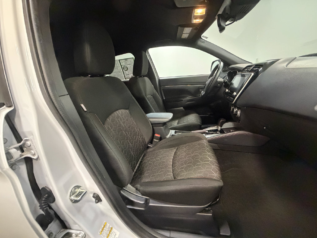 Used 2024 Mitsubishi Outlander Sport AWD image 13