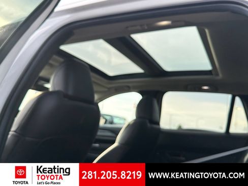 Used 2026 MAZDA CX-50 AWD 2.5 S w/ Premium Package image 23