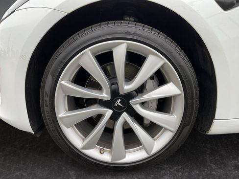 Used 2017 Tesla Model 3 Long Range RWD image 10