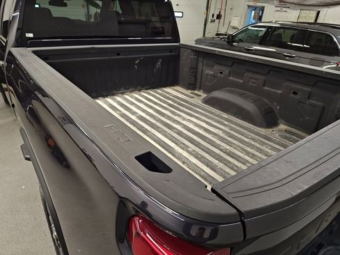 Used 2024 Chevrolet Silverado 2500 Custom w/ Custom Value Package image 33