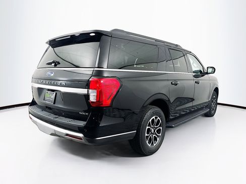 Used 2024 Ford Expedition Max XLT image 9