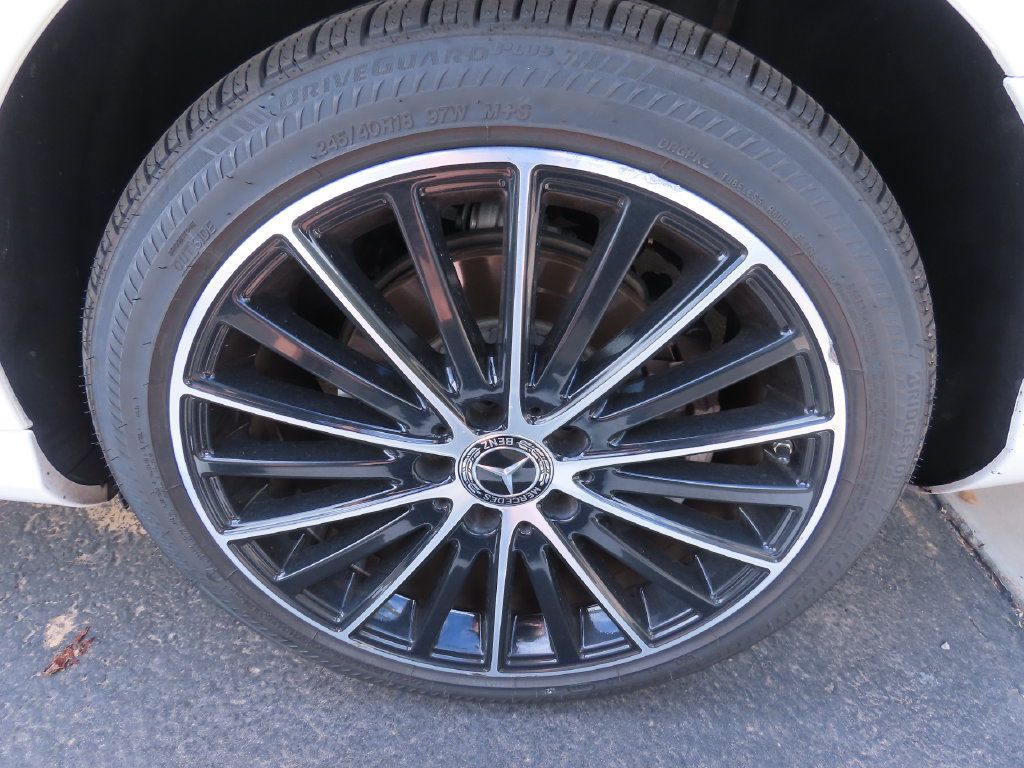 Used 2019 Mercedes-Benz C 300 Sedan image 16