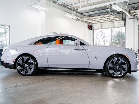 Used 2024 Rolls-Royce Spectre w/ Spectre Launch Package image 5