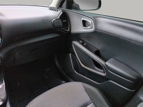 Certified 2025 Kia Soul S FWD image 20