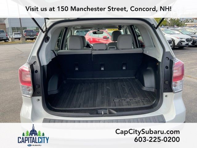 Used 2017 Subaru Forester 2.5i Limited AWD/4WD image 9