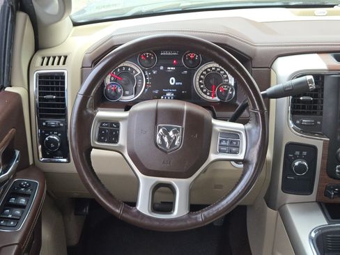 Used 2018 RAM 2500 Laramie w/ Cold Weather Group AWD/4WD image 18