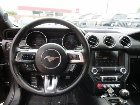Used 2016 Ford Mustang GT Premium RWD image 15