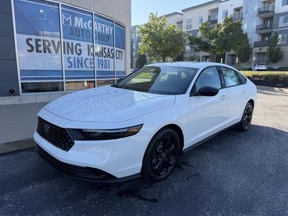 New 2025 Honda Accord SE