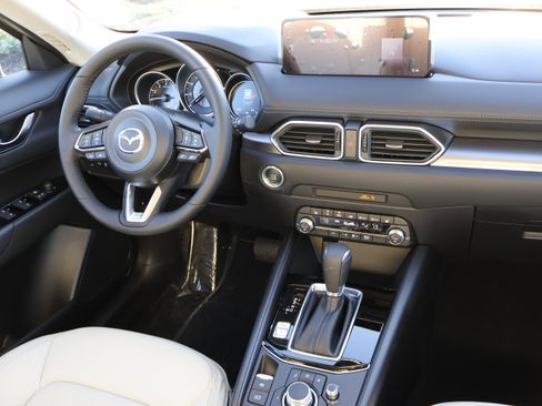 New 2025 MAZDA CX-5 AWD 2.5 S w/ Preferred Package image 15