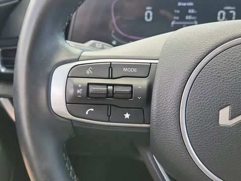 Used 2023 Kia Sportage EX image 24