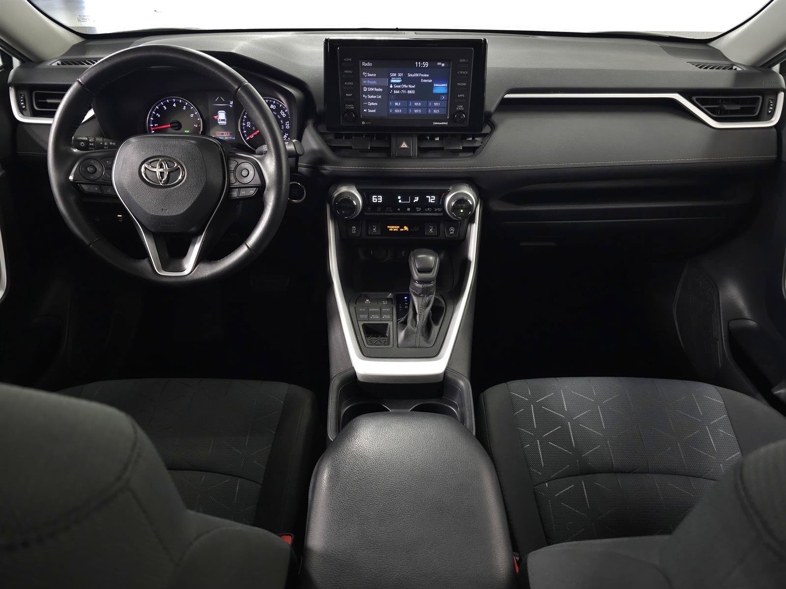 Used 2020 Toyota RAV4 XLE w/ XLE Grade Weather Package AWD/4WD image 12