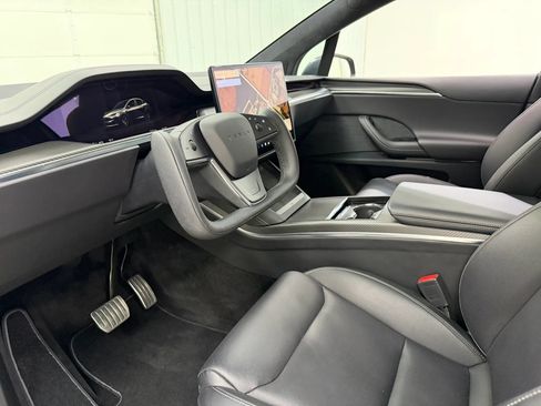 Used 2023 Tesla Model X Plaid AWD/4WD image 12