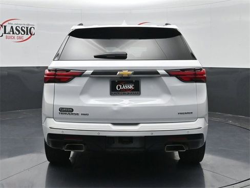 Used 2022 Chevrolet Traverse Premier image 8