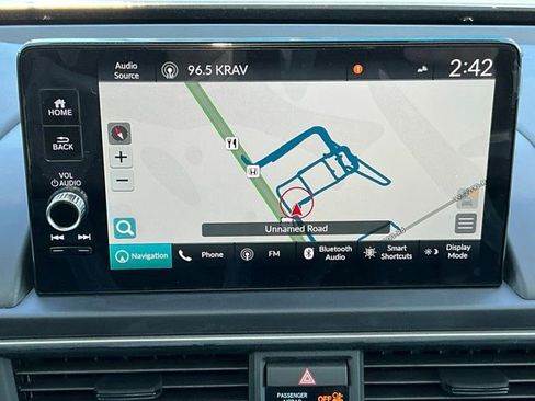 New 2025 Honda Pilot Touring image 12