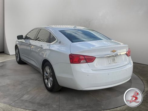 Used 2014 Chevrolet Impala LT w/ Convenience Package FWD image 3