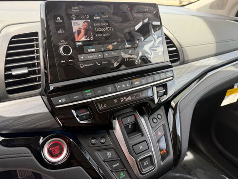 New 2026 Honda Odyssey Elite image 25