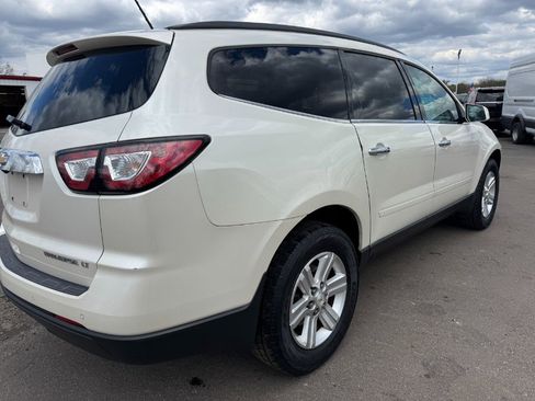Used 2014 Chevrolet Traverse LT FWD image 11
