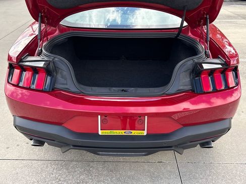 Used 2024 Ford Mustang Coupe image 30