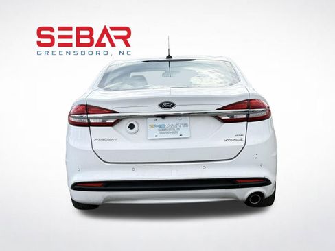 Used 2017 Ford Fusion SE w/ Equipment Group 602A FWD image 7