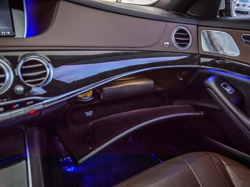 Used 2016 Mercedes-Benz S 550 Sedan image 40