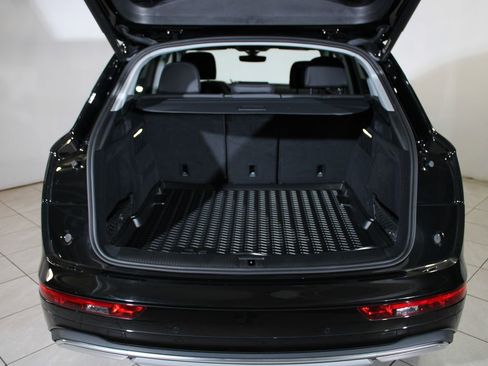 Certified 2025 Audi Q5 2.0T Premium Plus w/ Premium Plus Package image 25