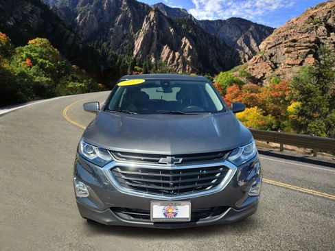 Used 2019 Chevrolet Equinox LT w/ Driver Convenience Package FWD image 6