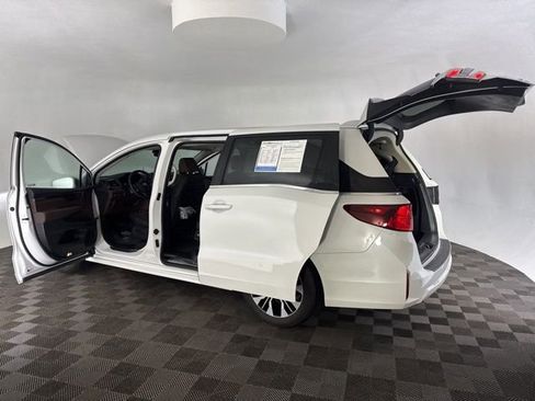 Used 2026 Honda Odyssey Elite image 24