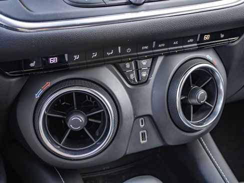 Used 2023 Chevrolet Blazer LT w/ LPO, Black Grille Bar Package image 31