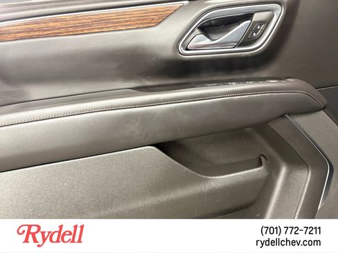 Used 2021 Chevrolet Tahoe High Country AWD/4WD image 11