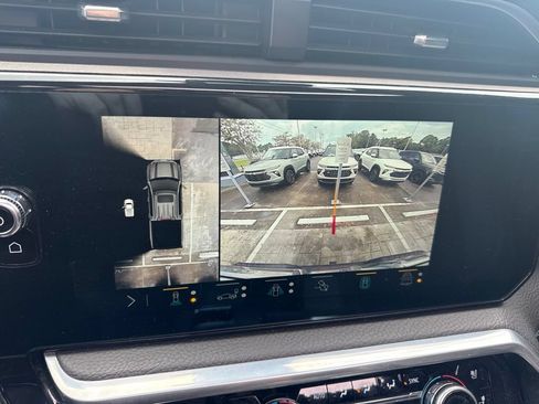 Used 2022 GMC Sierra 1500 Denali AWD/4WD image 10