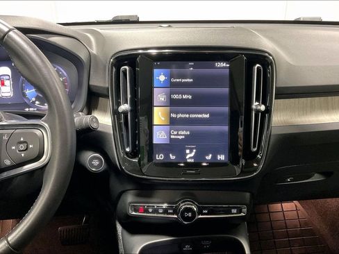 Used 2020 Volvo XC40 T5 Inscription w/ Protection Package Premier image 8