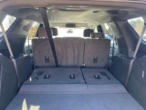 Used 2024 Chevrolet Tahoe LS image 28