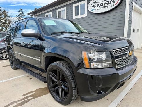 Used 2014 Chevrolet Tahoe LTZ image 2